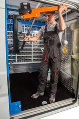 02_Levantamiento cargas en furgonetas grúas para furgonetas